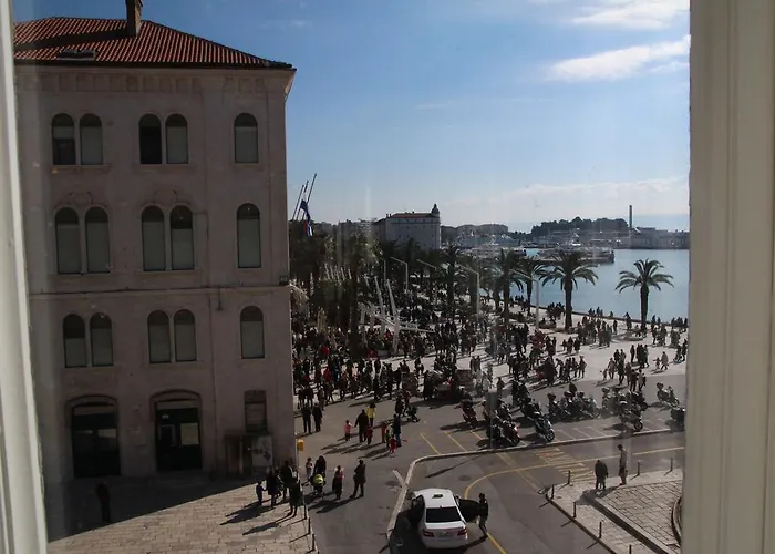 Ξενοδοχείο Bellevue 3*