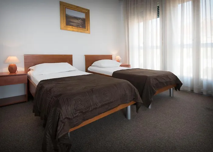 Bellevue Ξενοδοχείο 3*