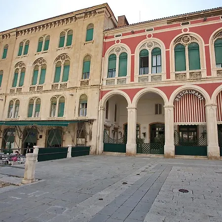 Hotel Bellevue 3*