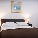 Отель Bellevue Сплит