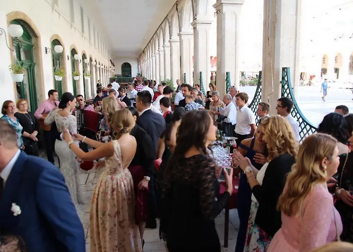 ホテル Bellevue 3*