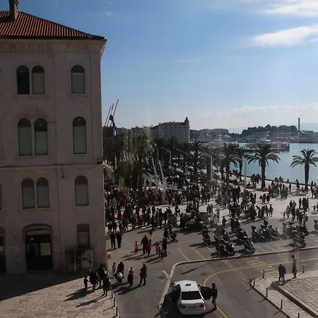 Ξενοδοχείο Bellevue 3*